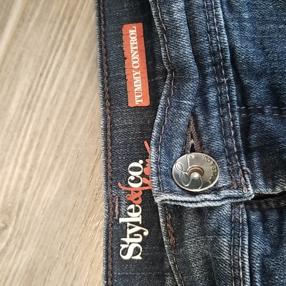 Style & Co. Jeans w/tummy control sz 16 short women's Denim Jean's - Picture 2 of 9